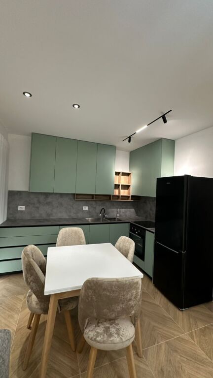 Apartament 1+1 me qera në Astir, Tiranë, 65 m²