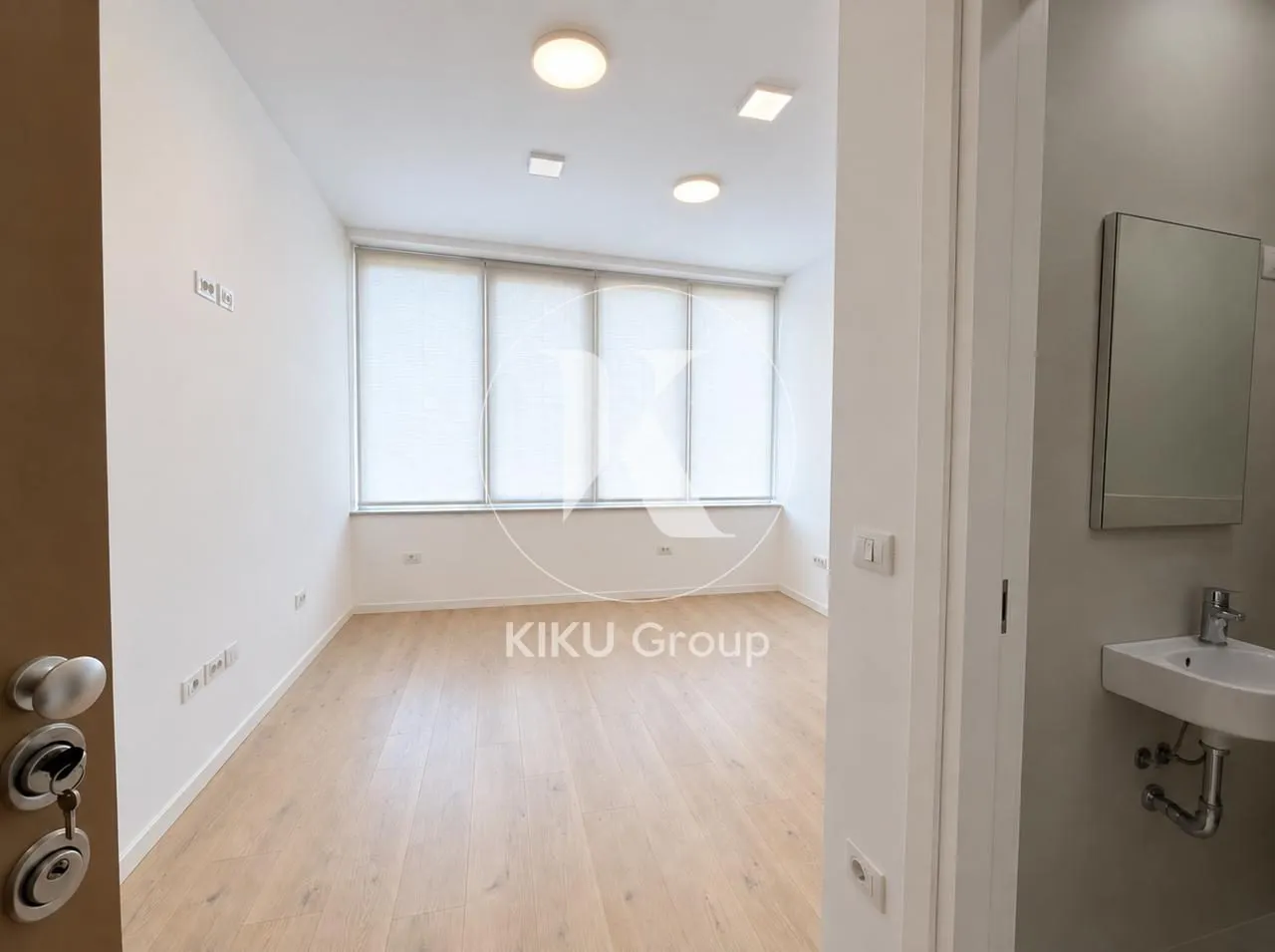Locale in affitto ad Ujvara, Tirana, 20 m². Foto 1 di 1