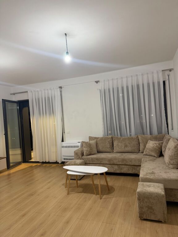 Appartamento 1+1 in affitto a Jordan Misja, Tirana, 65 m². Foto 3 di 3