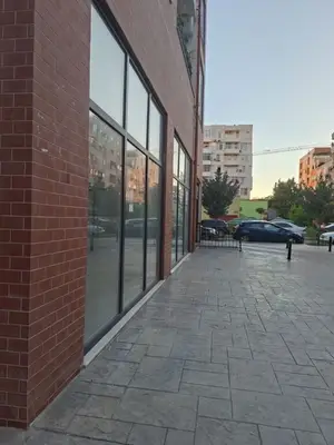Locale in affitto a Bulevardi i Ri, Tirana, 60 m². Foto 8 di 8