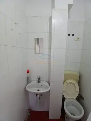 Locale commerciale in affitto a Rruga Fortuzi, Tirana, 24 m². Foto 4 di 4