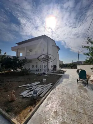 Vilë me qera në Shkozet, Durrës, 95 m². Foto 2 nga 5