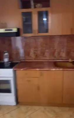 Apartament 1+1 me qera në Komisariati i Policisë Nr. 4, Tiranë, 60 m². Foto 4 nga 10