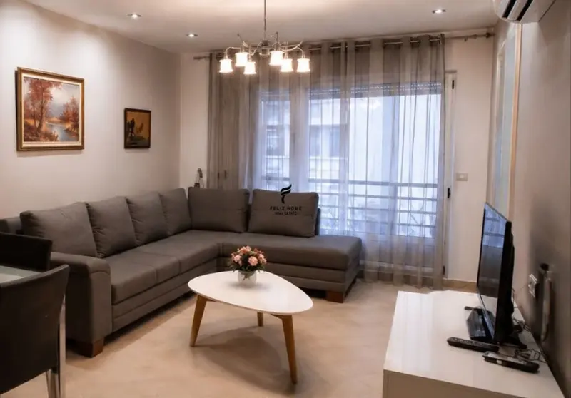 Apartment 2+1 for rent in Rruga Frosina Plaku, Tirana, 100 m²