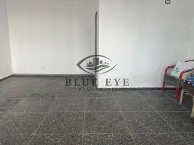 Commercial space for rent in Spitali Rajonal, Durrës, 30 m². Photo 3 of 3