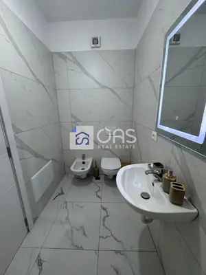 Apartament 2+1 me qera në 5 maj, Tiranë, 90 m². Foto 4 nga 4