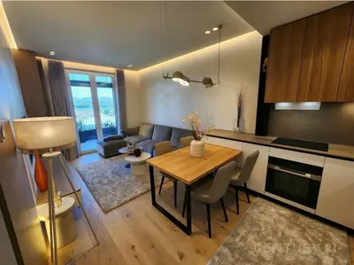 Apartment 1+1 for rent in Kompleksi Dinamo, Tirana, 95 m². Photo 5 of 7