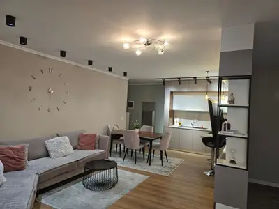 Apartment 2+1 for rent in Blloku, Tirana, 110 m². Photo 5 of 7