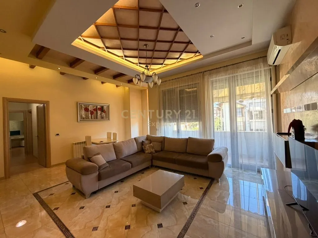 Appartamento 2+1 in affitto a Pazari i Ri, Tirana, 125 m². Foto 1 di 10