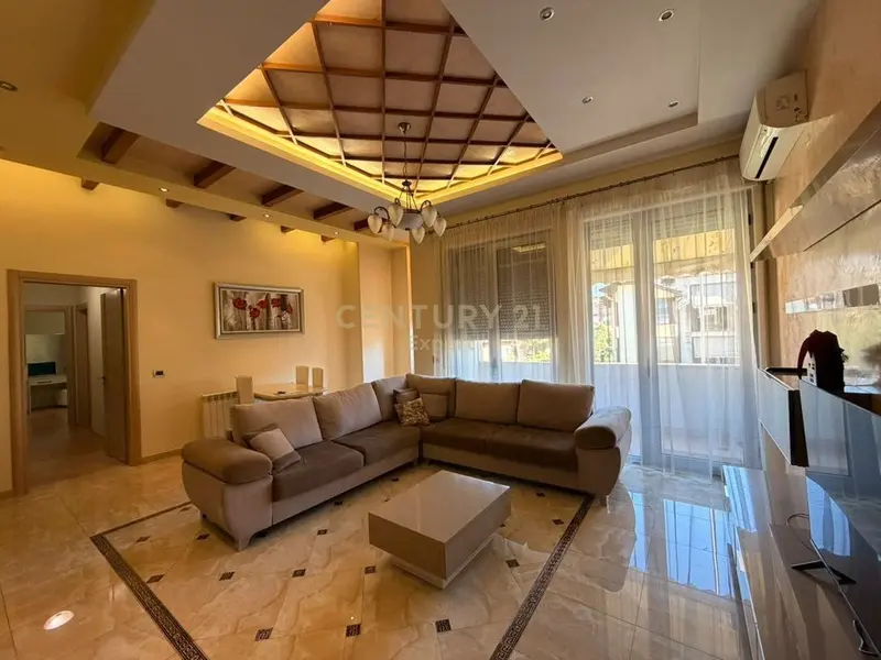 Appartamento 2+1 in affitto a Pazari i Ri, Tirana, 125 m²