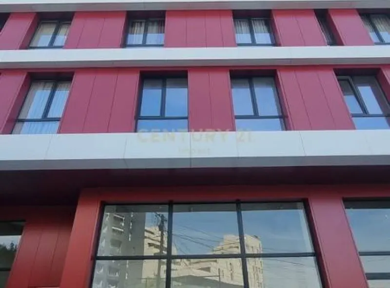 Apartament 2+1 me qera në Spitali QSUT, Tiranë, 96 m²