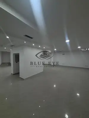 Locale commerciale in affitto a Stadiumi, Durazzo, 174 m². Foto 2 di 11