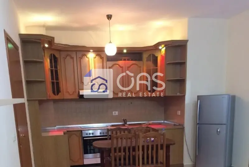 Appartamento 3+1 in affitto a Bulevardi i Ri, Tirana, 120 m²