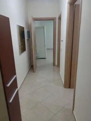 Casa indipendente in affitto a Rruga Mateo Matathia, Valona, 250 m². Foto 2 di 11
