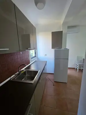 Appartamento 1+1 in affitto a Stadiumi Dinamo, Tirana, 55 m². Foto 5 di 8