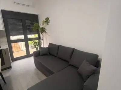 Apartament 1+1 me qera në Brryli, Tiranë, 50 m². Foto 7 nga 7