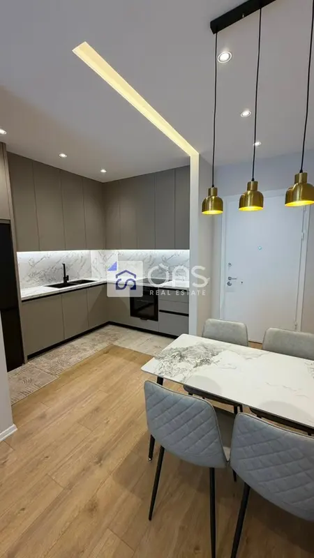 Apartament 1+1 me qera në Rruga Siri Kodra, Tiranë, 70 m²