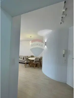 Apartament 1+1 me qera në Rruga Sami Frashëri, Tiranë, 84 m². Foto 7 nga 12