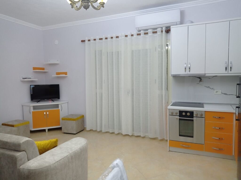 Appartamento 2+1 in affitto a Kinostudio, Tirana, 100 m². Foto 2 di 3