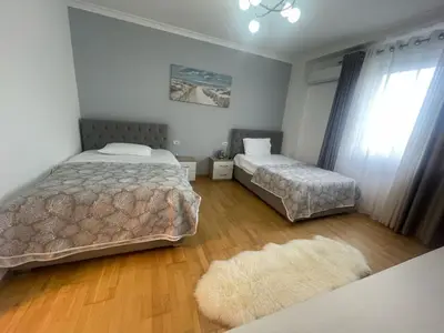 Apartament 2+1 me qera në TEG, Tiranë, 110 m². Foto 6 nga 8