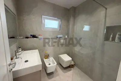 Villa in affitto a Rruga Mihal Grameno, Tirana, 70 m². Foto 6 di 7