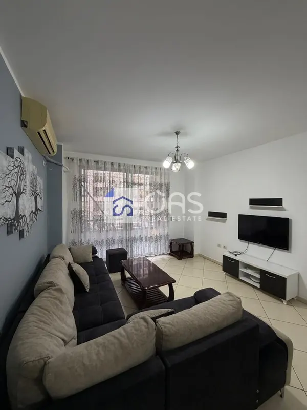 Appartamento 2+1 in affitto ad Astir, Tirana, 117 m²