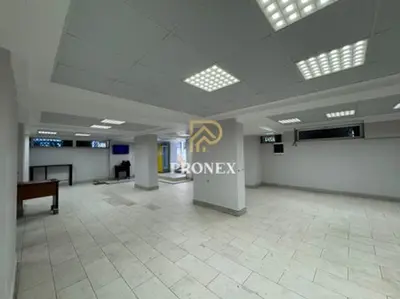 Commercial space for rent in Rruga Hysen Kertusha, Durrës, 342 m². Photo 3 of 12