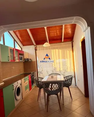 Apartament 1+1 me qera në Rruga Fortuzi, Tiranë, 74 m². Foto 3 nga 6