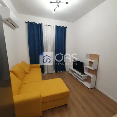 Apartament 1+1 me qera në Ali Dem, Tiranë, 50 m². Foto 1 nga 7