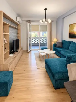 Apartament 2+1 me qera në Golden Park, Tiranë, 95 m². Foto 3 nga 8