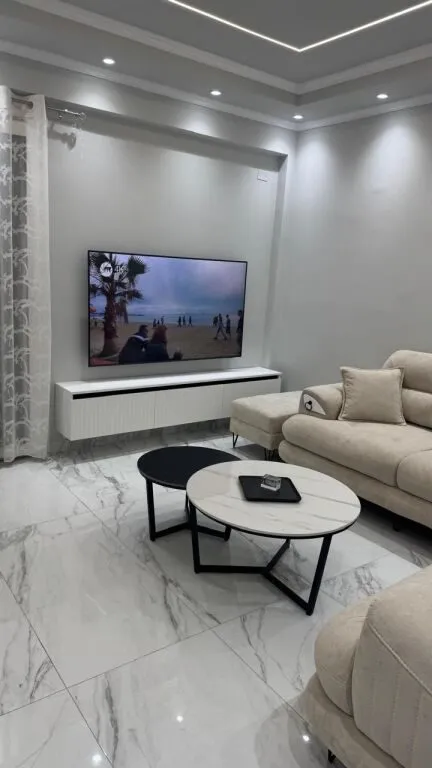 Appartamento 1+1 in affitto a Rruga Aleksander Goga, Durazzo, 65 m². Foto 1 di 9