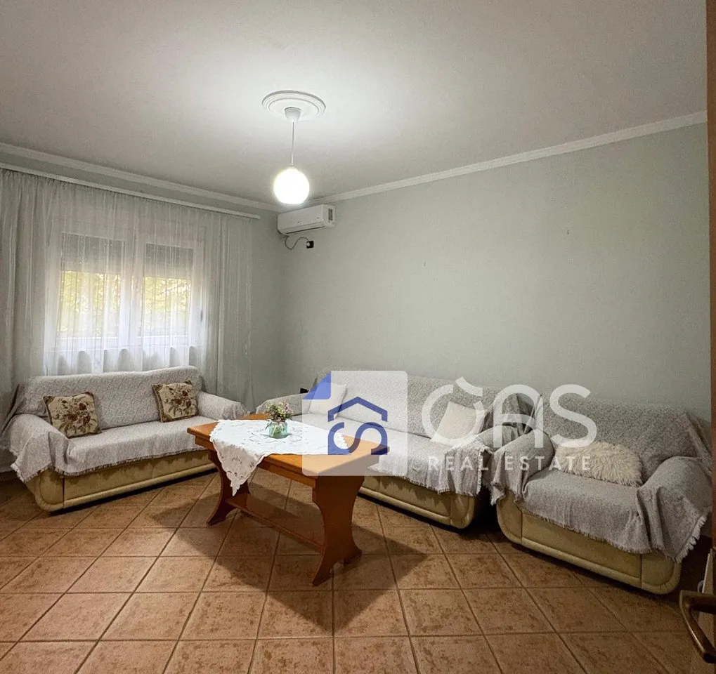 Apartament 1+1 me qera në Laprakë, Tiranë, 71 m². Foto 1 nga 9