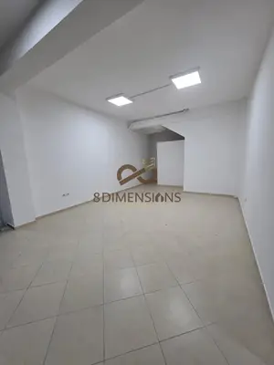 Shop for rent in Astir, Tirana, 220 m². Photo 1 of 4
