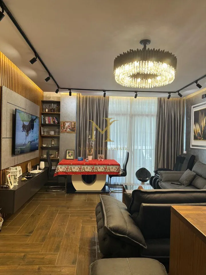 Apartament 2+1 me qera në Rruga e re e Portit, Durrës, 100 m². Foto 1 nga 7