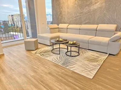 Apartament 2+1 me qera në Rruga Riza Cerova, Tiranë, 125 m². Foto 4 nga 10