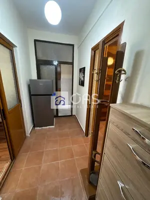 Appartamento 1+1 in affitto a Blloku, Tirana, 50 m². Foto 4 di 7