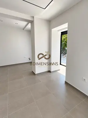 Commercial space for rent in Brryli, Tirana, 41 m². Photo 2 of 3