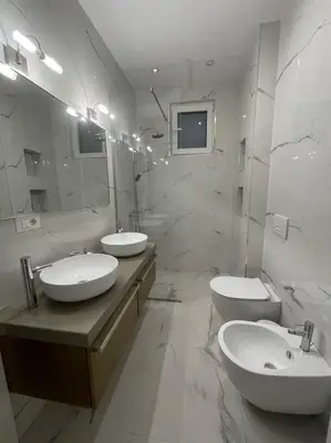 Apartament 2+1 me qera në Xhamlliku, Tiranë, 83 m². Foto 7 nga 7