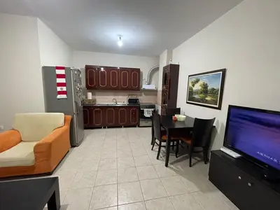 Appartamento 1+1 in affitto a Komuna e Parisit, Tirana, 65 m². Foto 2 di 5