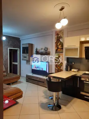 Apartament 2+1 me qera në Kodra e Diellit, Tiranë, 63 m². Foto 1 nga 7
