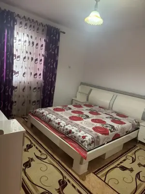 Shtëpi private 2+1 me qera në Rruga 5 Maji, Tiranë, 100 m². Foto 2 nga 6