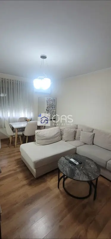 Appartamento 2+1 in affitto ad Oxhaku, Tirana, 60 m²