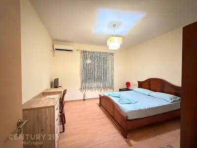 Apartament me qera në 21 Dhjetori, Tiranë, 170 m². Foto 2 nga 10