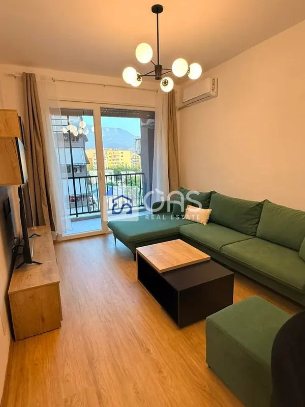 Appartamento 1+1 in affitto a 5 Maj, Tirana, 55 m²