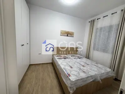 Appartamento 1+1 in affitto a 5 Maj, Tirana, 60 m². Foto 3 di 4