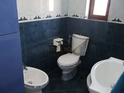 Apartment 2+1 for rent in Rruga e Kavajës, Tirana, 160 m². Photo 8 of 11