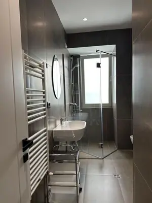 Appartamento 2+1 in affitto ad Ambasador 3, Tirana, 120 m². Foto 6 di 7