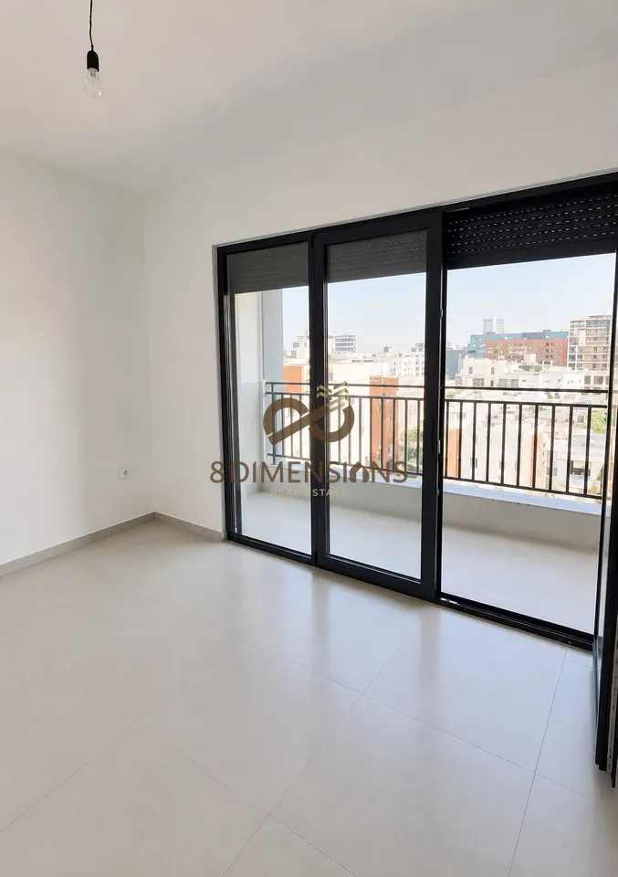 Apartament 3+1 me qera në Jordan Misja, Tiranë, 125 m². Foto 1 nga 6