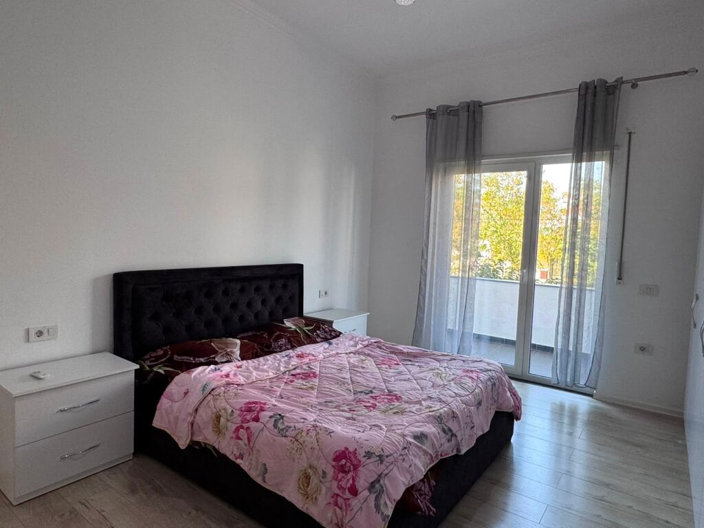 Appartamento 2+1 in affitto a Liqeni i Thatë, Tirana, 90 m². Foto 3 di 3