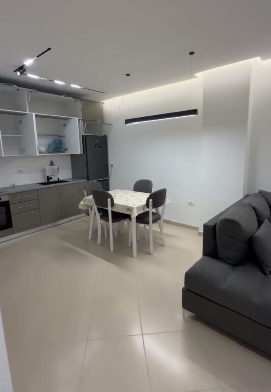 Appartamento 2+1 in affitto a Don Bosko, Tirana, 90 m². Foto 2 di 3